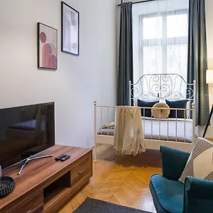 Wawelove Royal Spacious 2 Bedroom Apt 1 Min To Main Sq! Cracovie